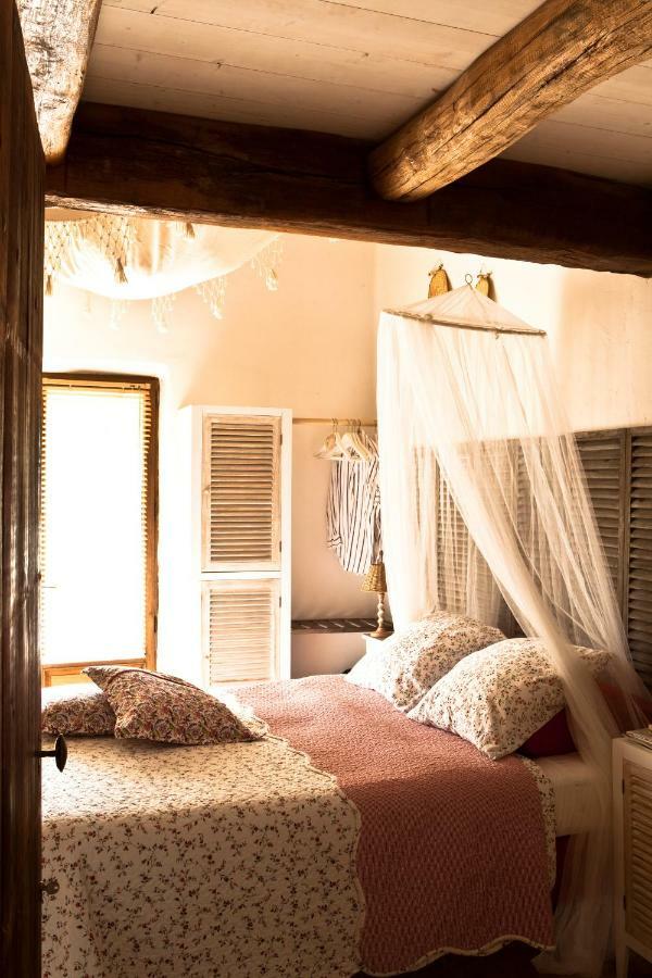 バルジュモン Mas La Jaina Bed & Breakfast エクステリア 写真